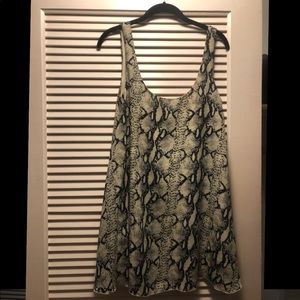 Tobi Mini low back dress